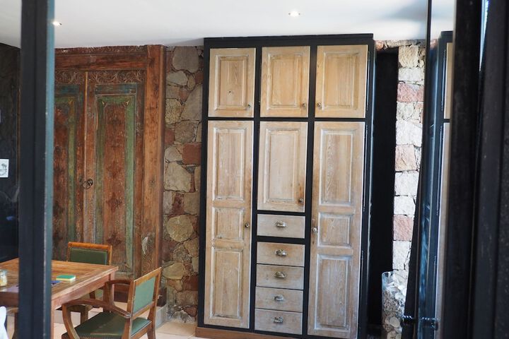 Room 44 of 144