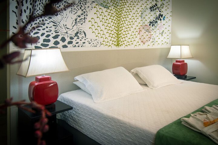 Room 32 of 110