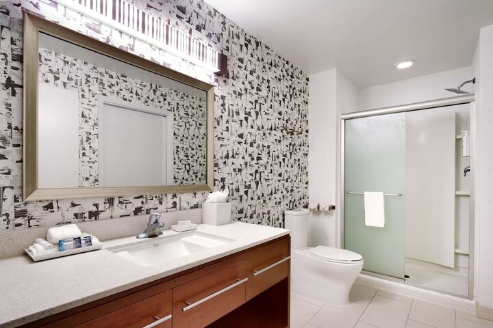 Bathroom shower