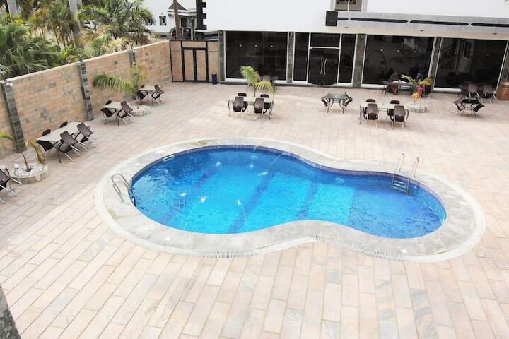 Pool 21 of 59