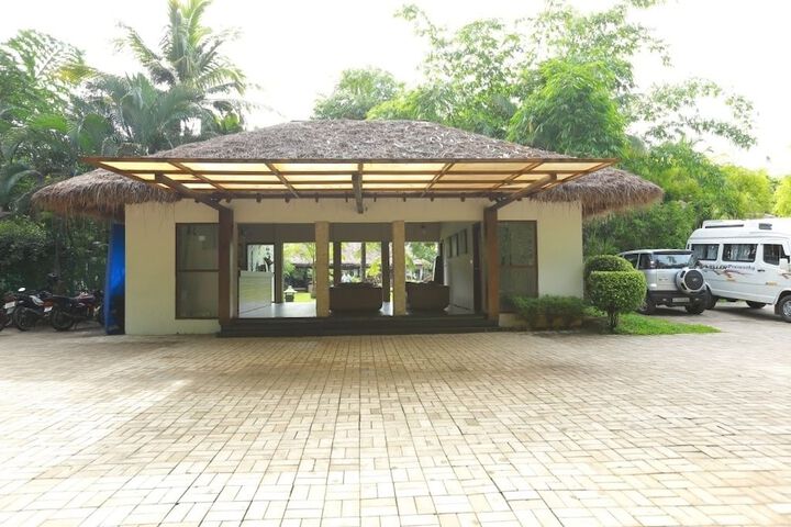 Hotel 2 of 133