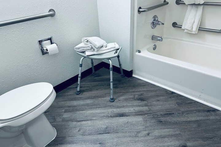 1 King Bed Mobility Accessible (4 of 29)