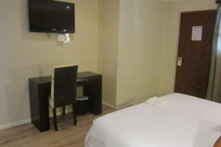 Room 45 of 84