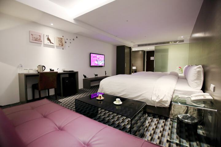 Room 29 of 60