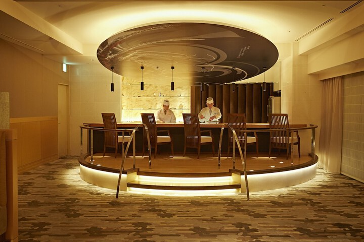 Dining Photos
