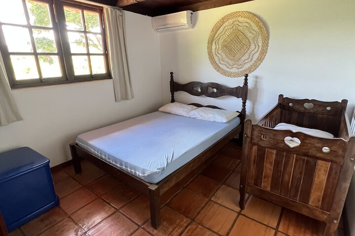 Room 2 of 68