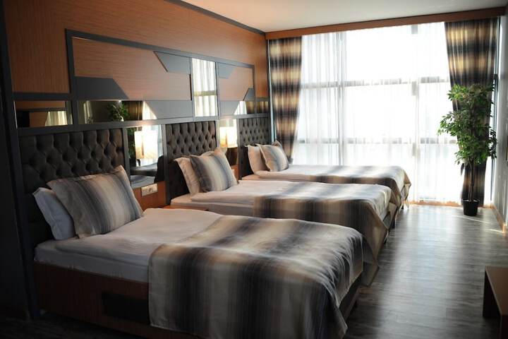 Room 14 of 26