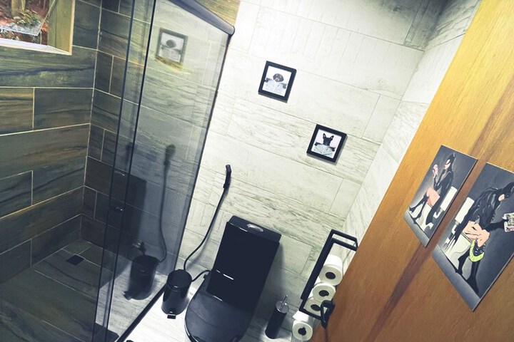 Room 154 of 166