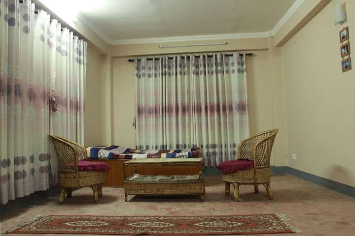 Room 3 of 10