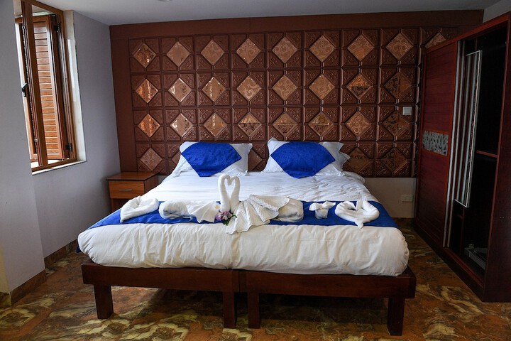 Room 20 of 41