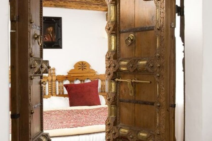 Room 21 of 49