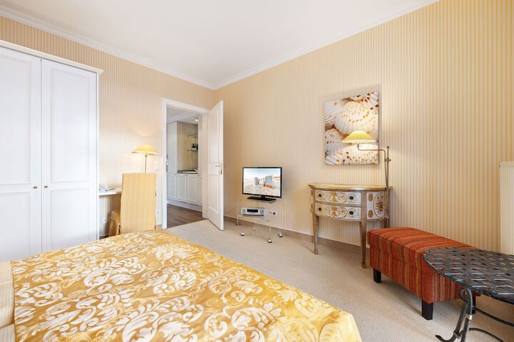 Room 9 of 70
