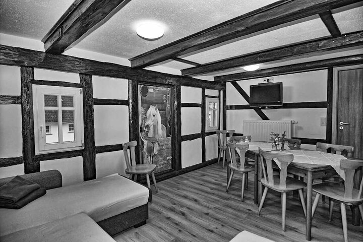 Room 8 of 29