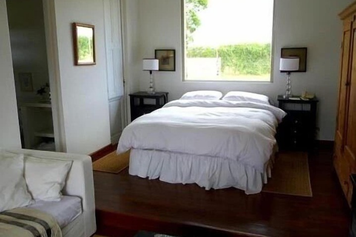 Room 7 of 48