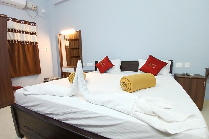 Room 5 of 22