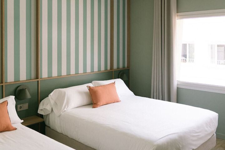 Room 20 of 39