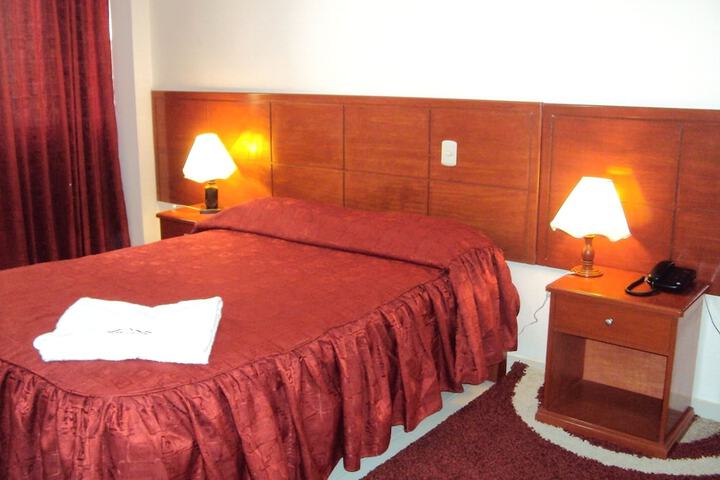 Room 9 of 39