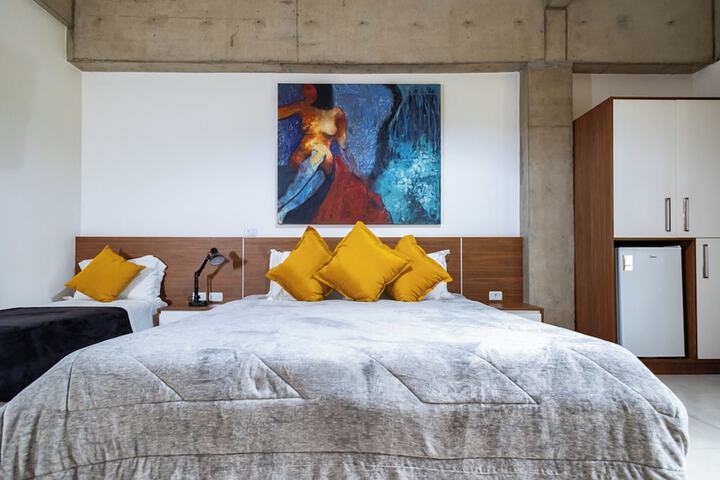 Room 25 of 314