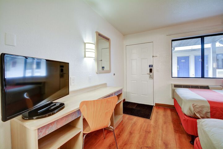 Double Bed (1 of 16)