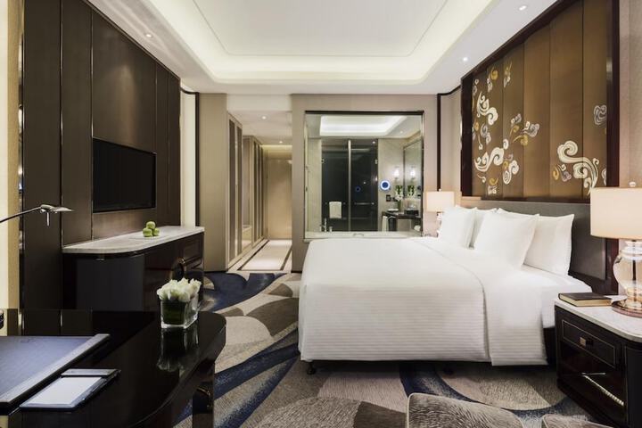 Room 4 of 58