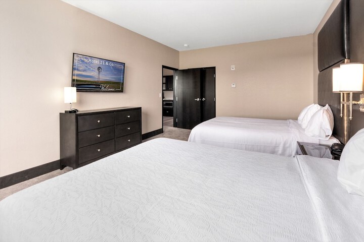 Room 14 of 59