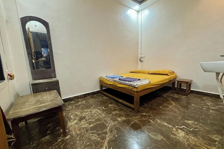 Room 7 of 47