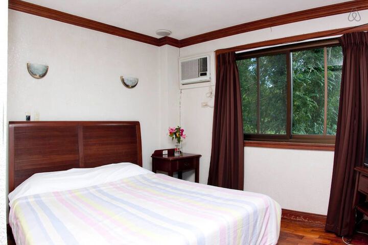 Room 14 of 52