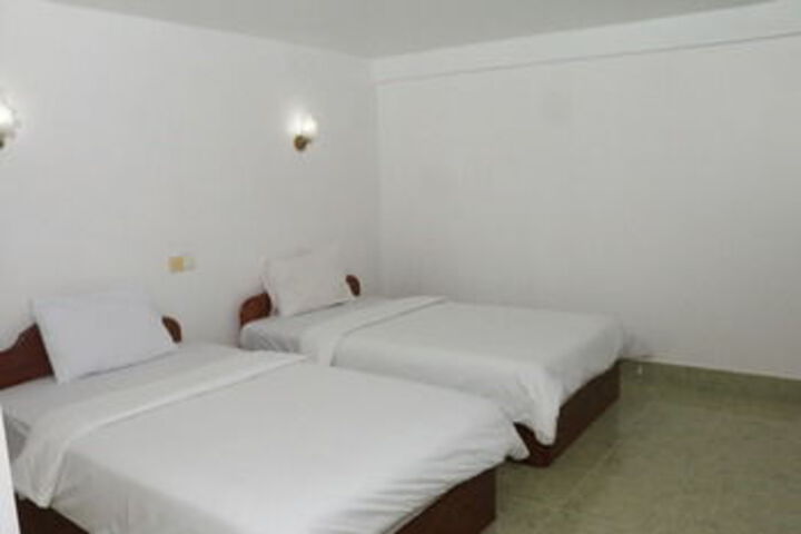 Room 41 of 75