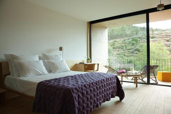 Room 4 of 47
