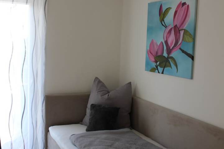 Room 27 of 53