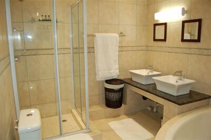 Room 14 of 27