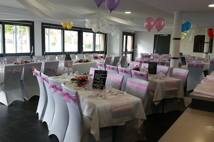 Ballroom/Hall 20 of 26