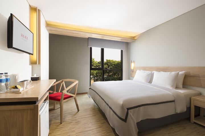 Room 3 of 41