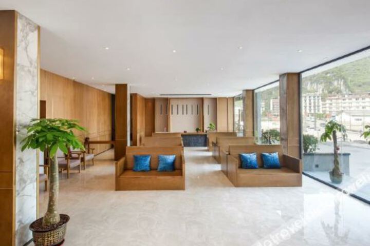 Hotel Interior 7 of 16