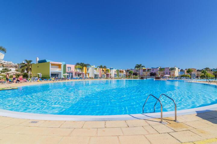 Apartamentos da Orada by Garvetur