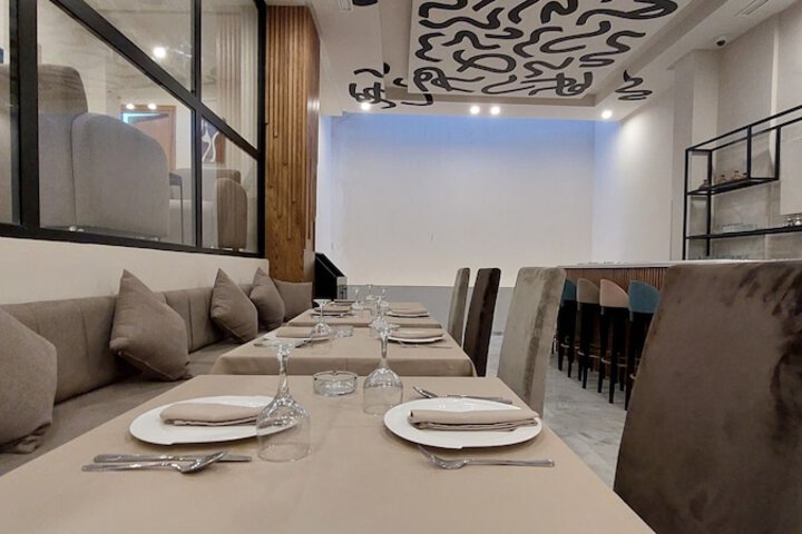 Dining 67 of 84