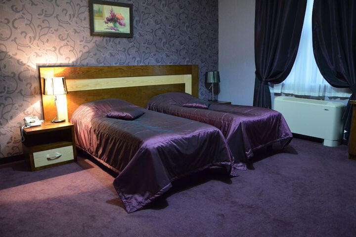 Room 12 of 29