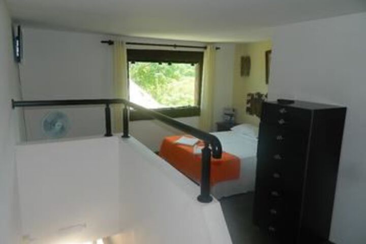 Room 21 of 90