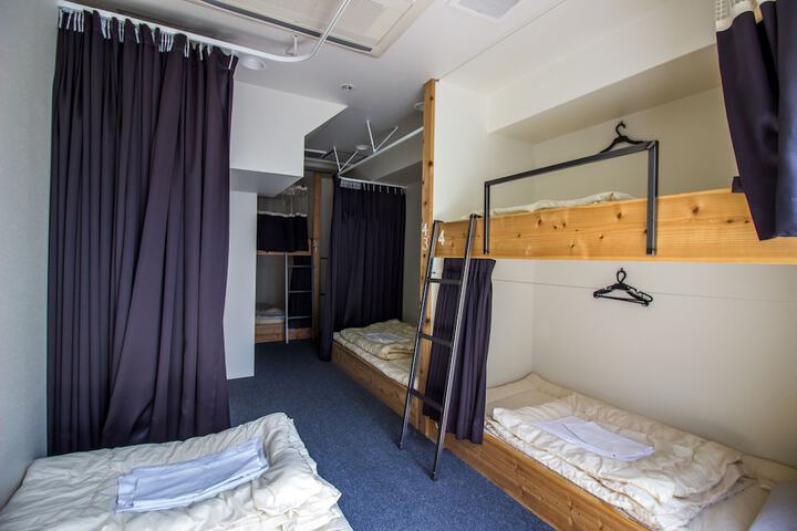 Room 18 of 88