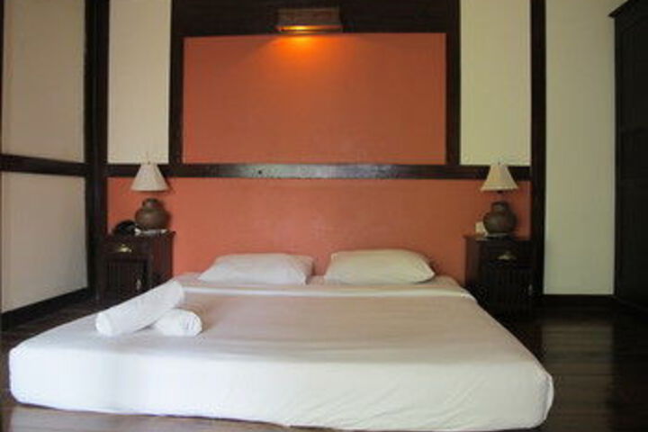 Room 9 of 21