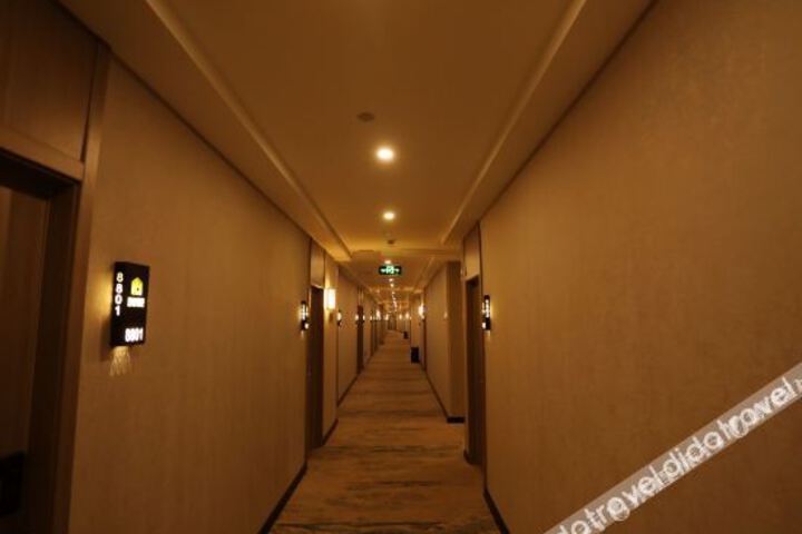 Hotel Interior 12 of 33