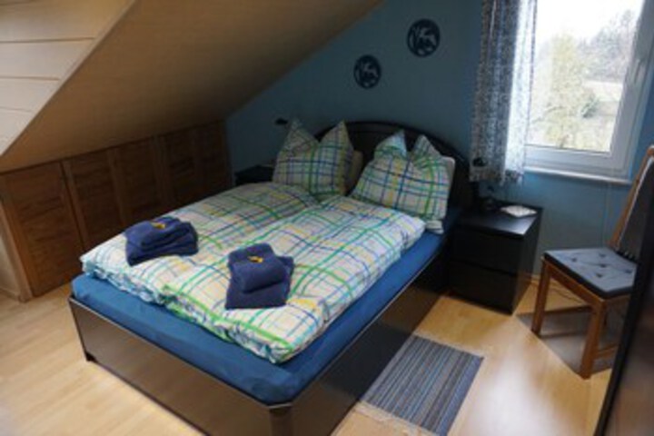 Room 106 of 121