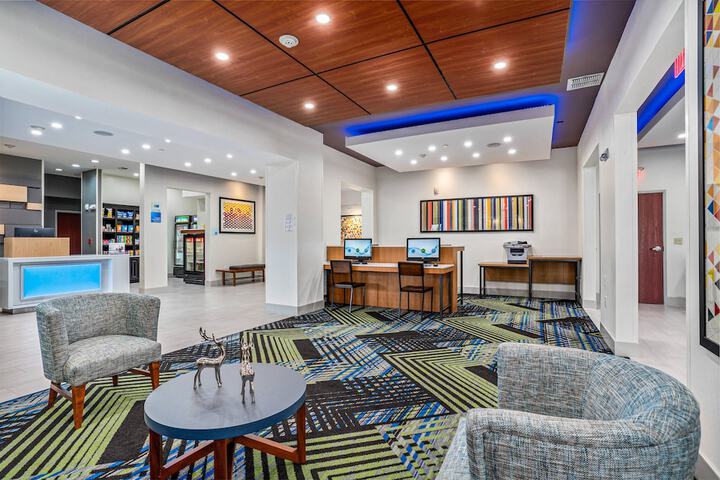 Hotel 76 of 82