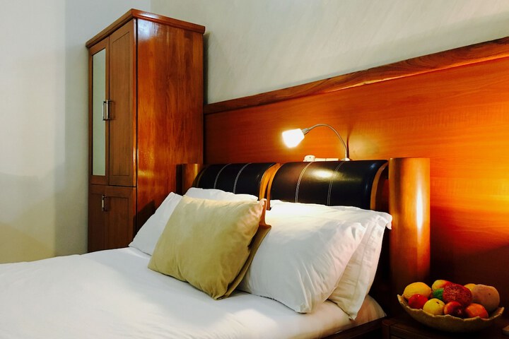 Room 8 of 24