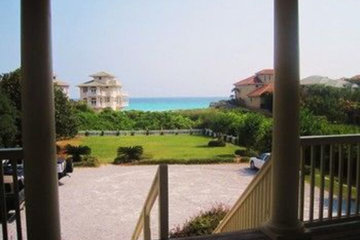 Hotel 7 of 42