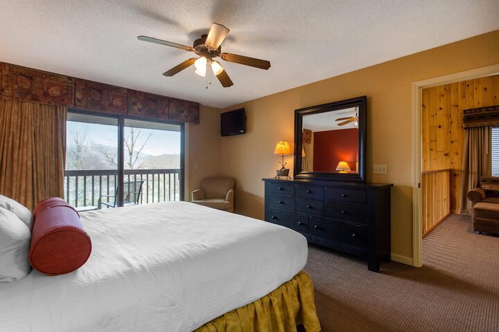 Room 47 of 125