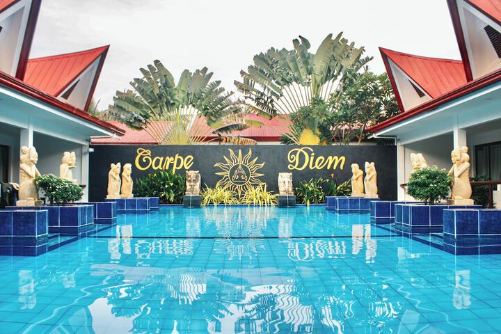Pool 30 of 61