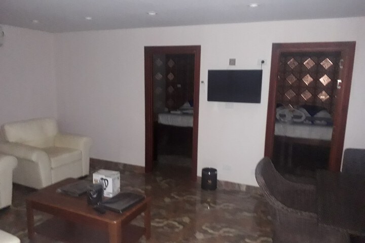Room 30 of 41