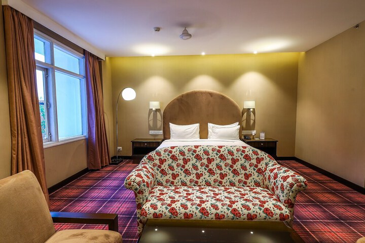 Room 21 of 35