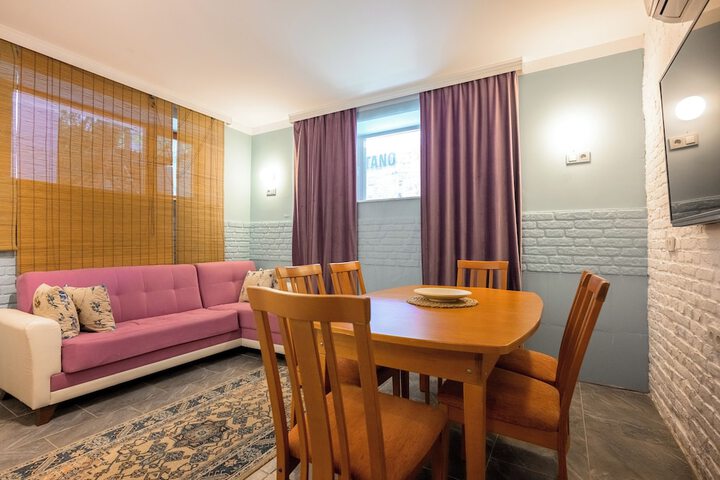 Room 40 of 87